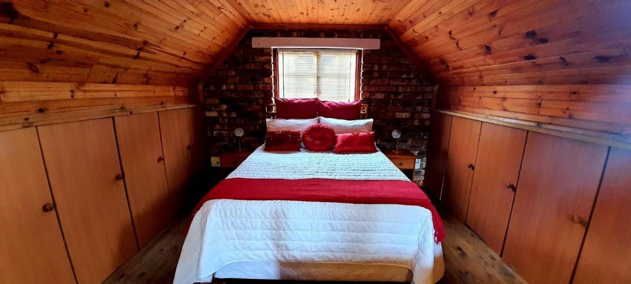 Cozy Cottage +/- 500M From The Beach ケープタウン エクステリア 写真