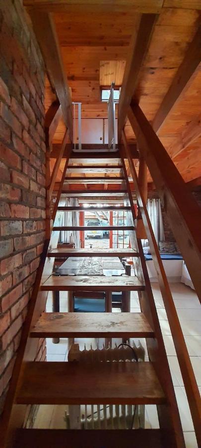 Cozy Cottage +/- 500M From The Beach ケープタウン エクステリア 写真